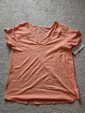 Eddie Bauer Coral V-Neck Short Sleeve Top with Lace Trim